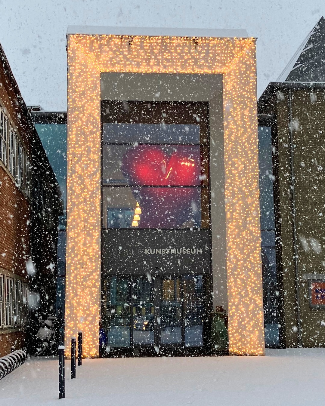 Vejle Kunstmuseum i snevejr